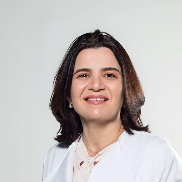 Dra. Dinani Matoso Fialho de Oliveira Armstrong